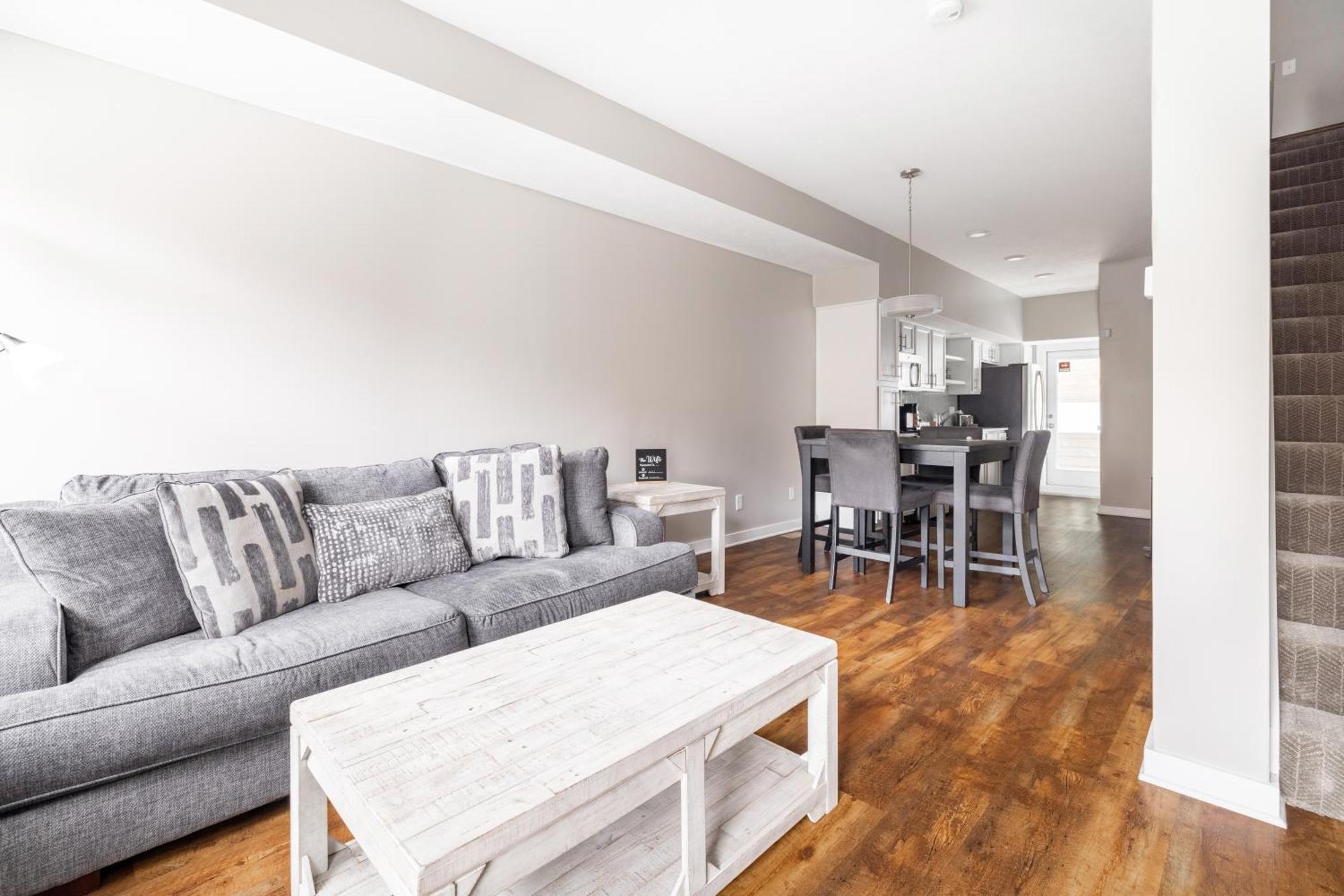 Luxury Downtown Townhome Unit 5 Cleveland Eksteriør billede